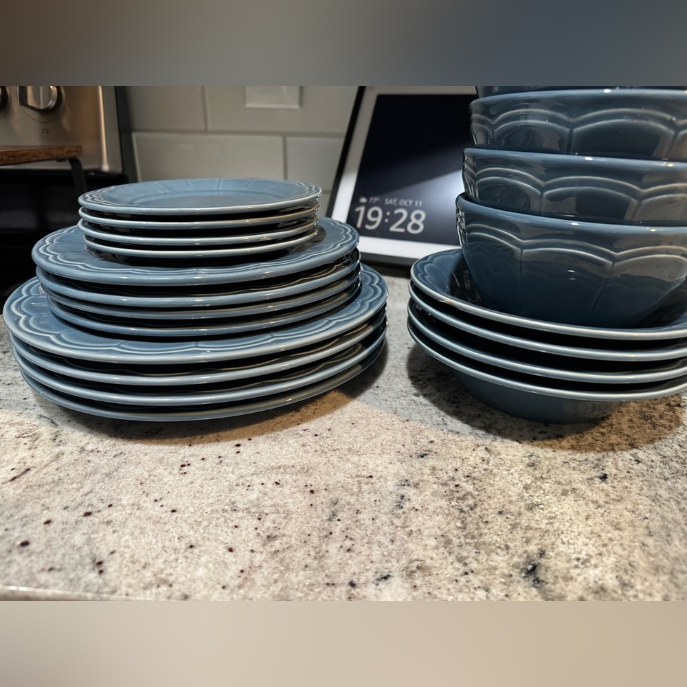 Euro Ceramica Blue Plate